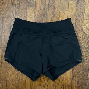 LULULEMON RUNNING SHORTS - Black, size 8, 3” inseam